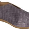 Benvado Slip On | Miki Nero, Rattan Capra